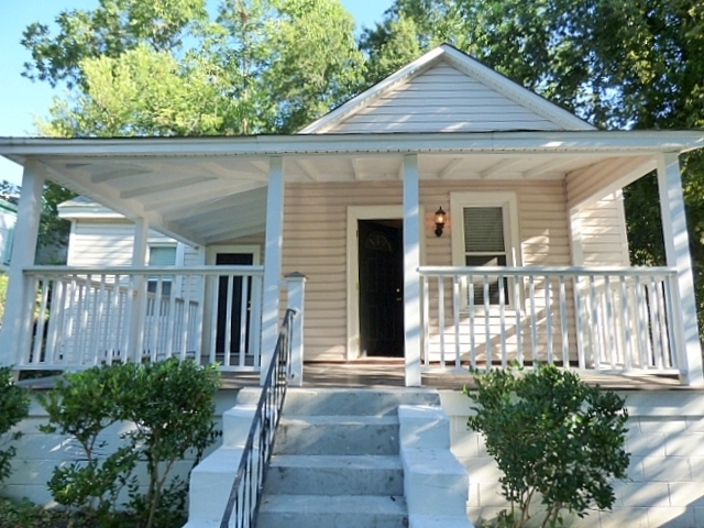 Primary Photo - 725 Silver Street, Columbia, SC 29201 - Ni...