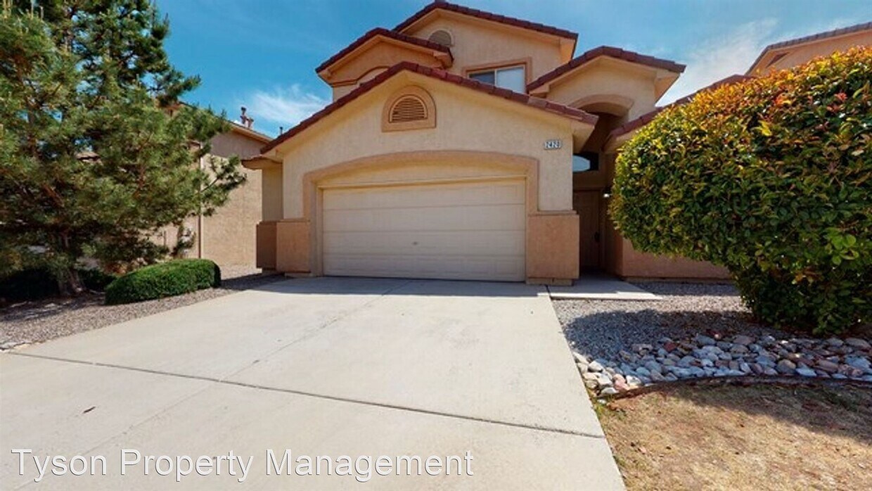 Foto principal - 3 br, 2.5 bath House - 2420 Falesco SE
