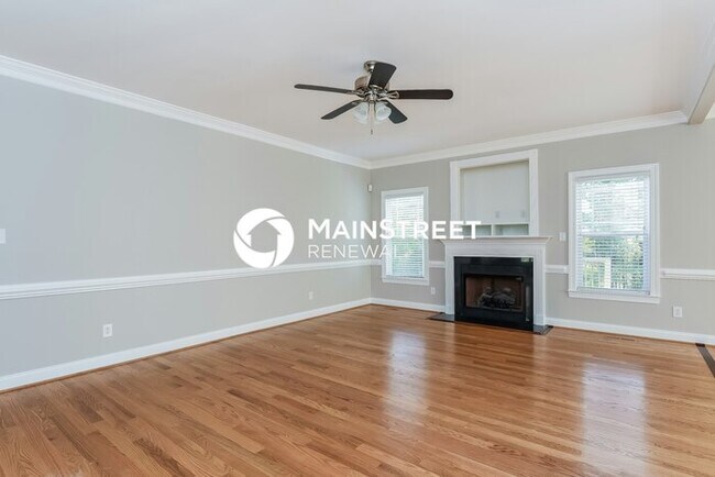 Building Photo - 3 Bedroom Pet-Friendly Home in Garner, NC with Main Street Renewal