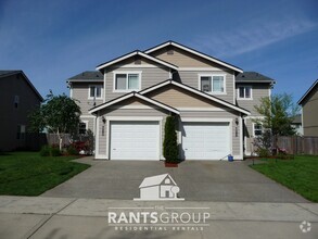 Building Photo - 7029-7031 Lazy Ct SW