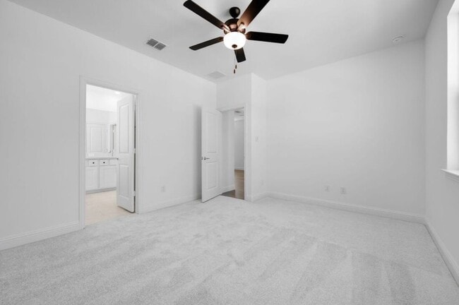 Building Photo - 1108 Broomsedge Mews