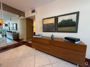 Building Photo - 6801 Indian Creek Dr