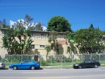 Primary Photo - 2131 N Cahuenga Blvd