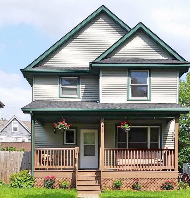 Building Photo - 2221 Polk St NE