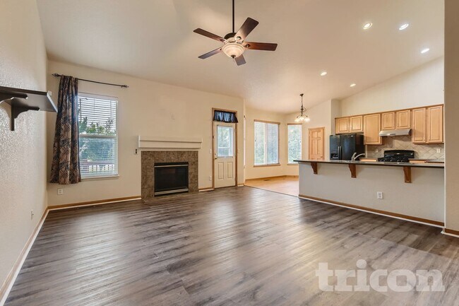 Building Photo - 4981 Mt Cameron Dr