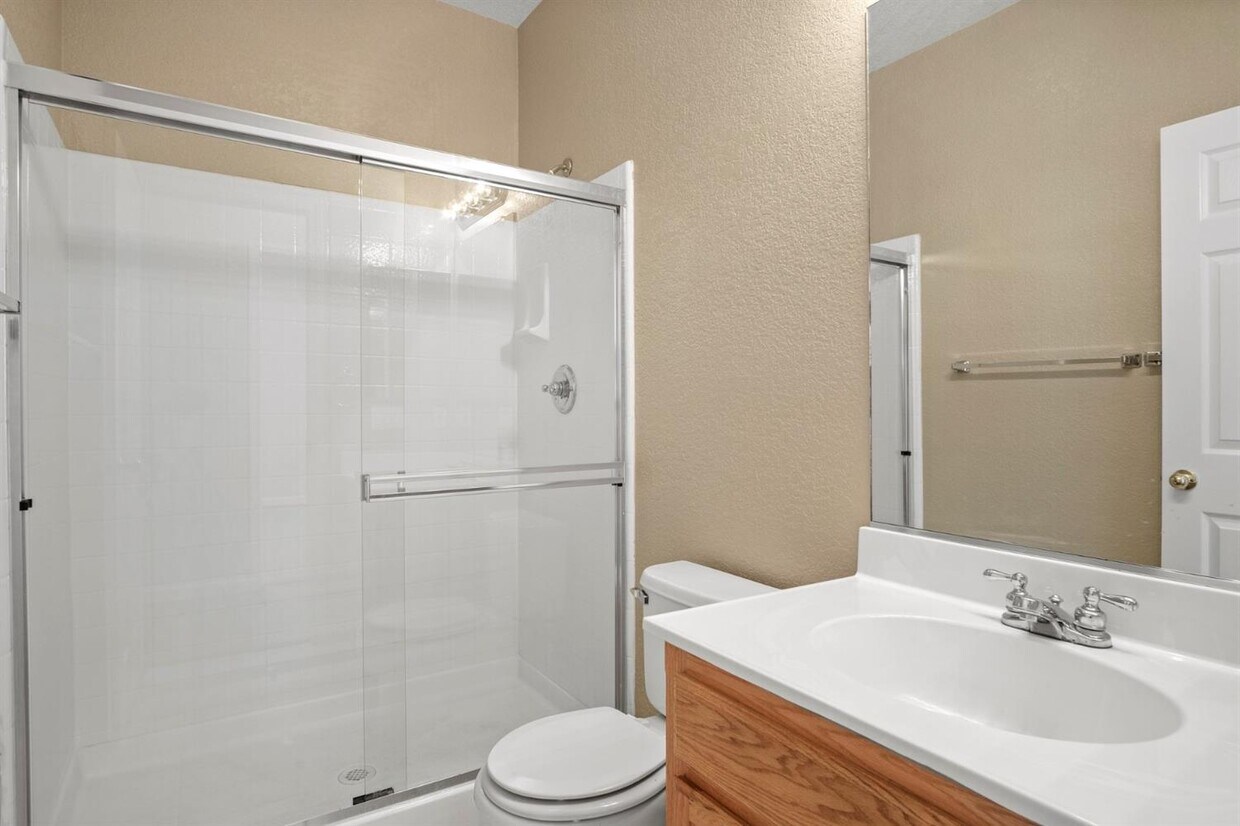 Foto principal - 2507 Spencer Ln