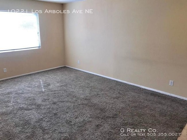 Foto del edificio - 10221 Los Arboles Ave NE
