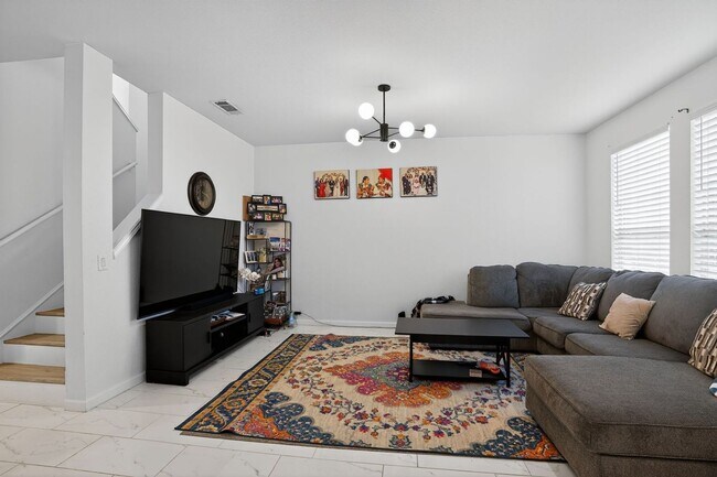 Foto del edificio - Charming 3BR Townhouse in Grand Prairie