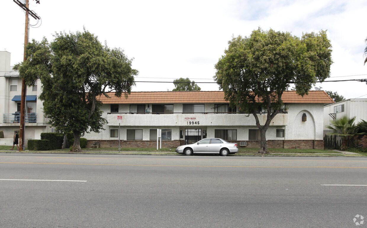 Primary Photo - 19945 Roscoe Blvd