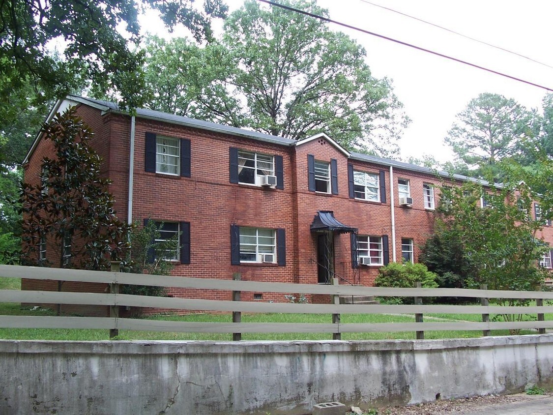 Primary Photo - 1103 Marion Ave