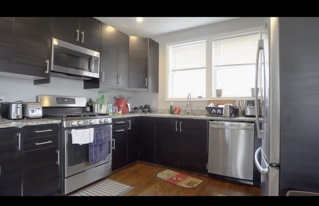 Photo - 4722 Branchville Rd House