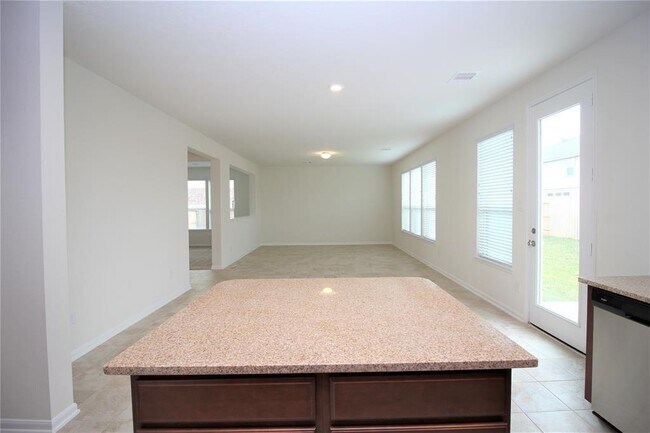 Foto del edificio - 3914 Mountford Dr
