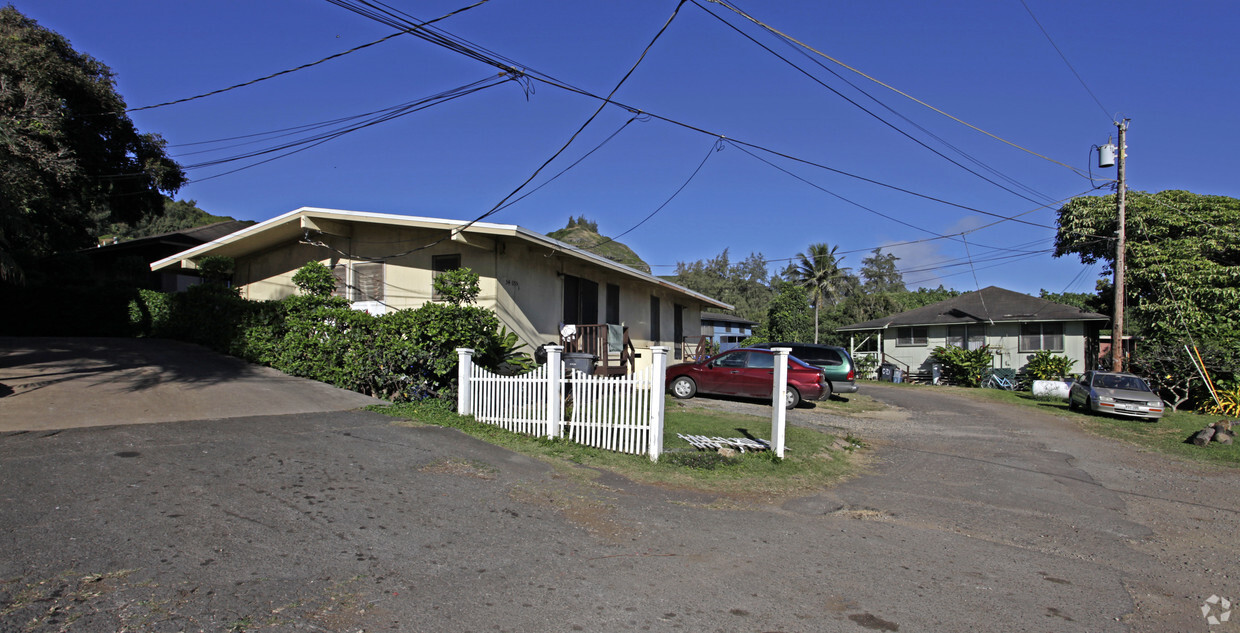 Primary Photo - 54-055 Waikulama St