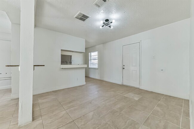 Foto del edificio - 11411 Murr Way