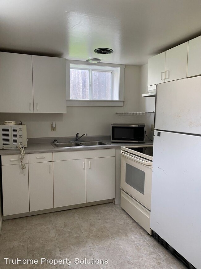 Building Photo - 1 br, 1 bath House - 109 1/2 N 17th St