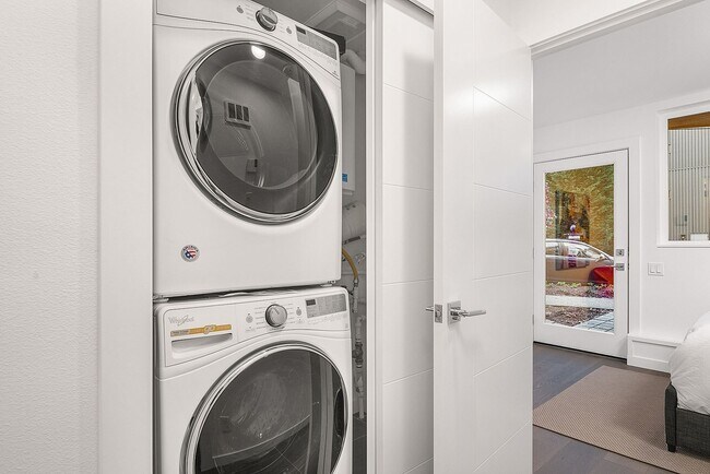 Foto del edificio - Stylish, Bright and Efficient 2 bed 1.75 B...