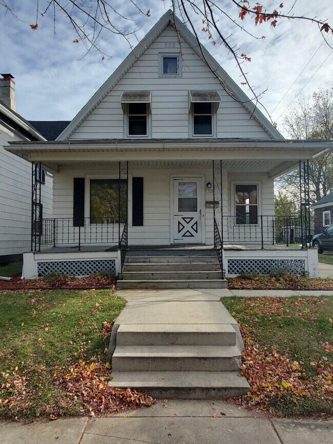 Building Photo - 1729 N 10th St