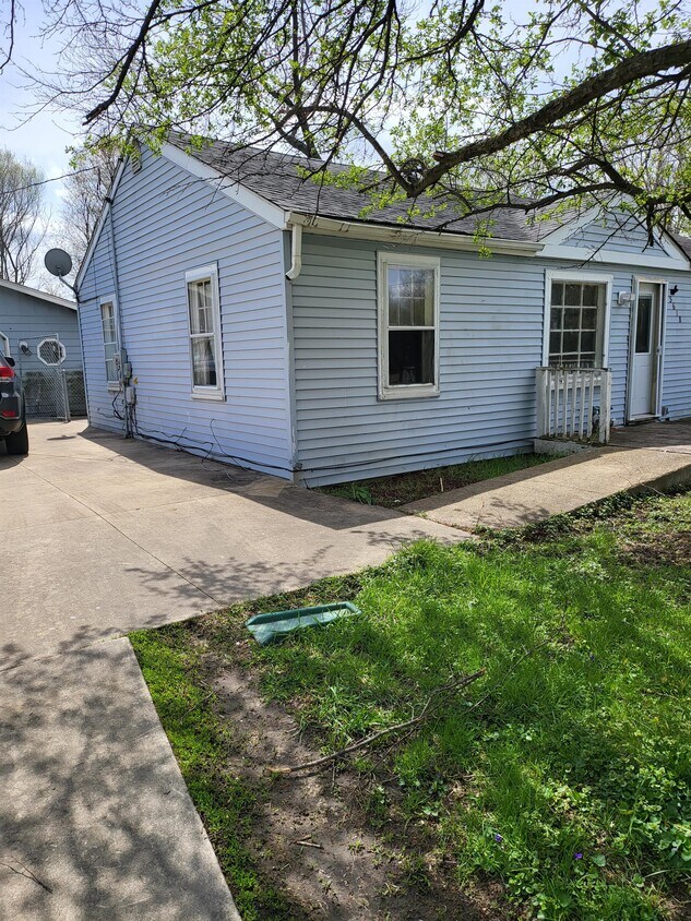 3618 Blackstone Ave, Rockford, IL 61101 House Rental in Rockford, IL