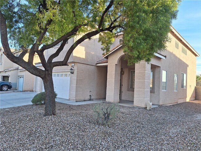 Foto del edificio - 1025 Jewel Springs Ln