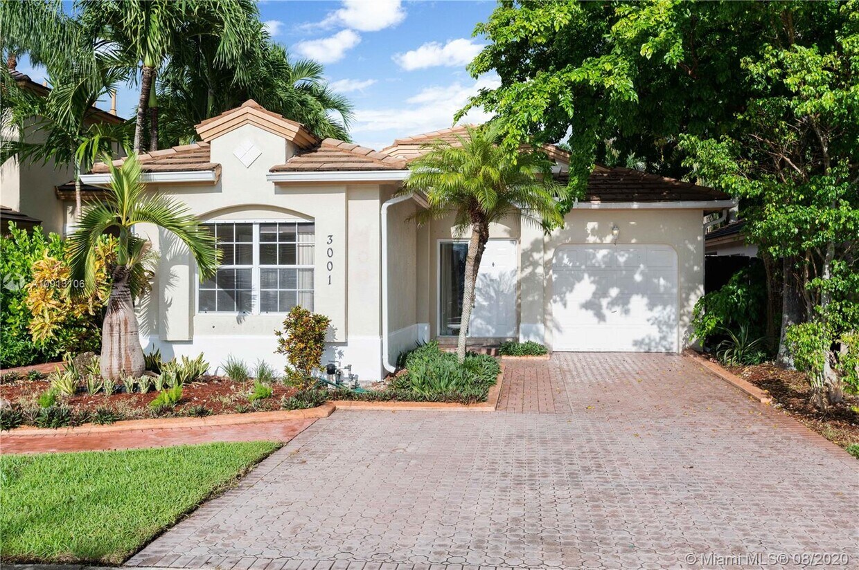 Primary Photo - 3001 NW 99th Ave