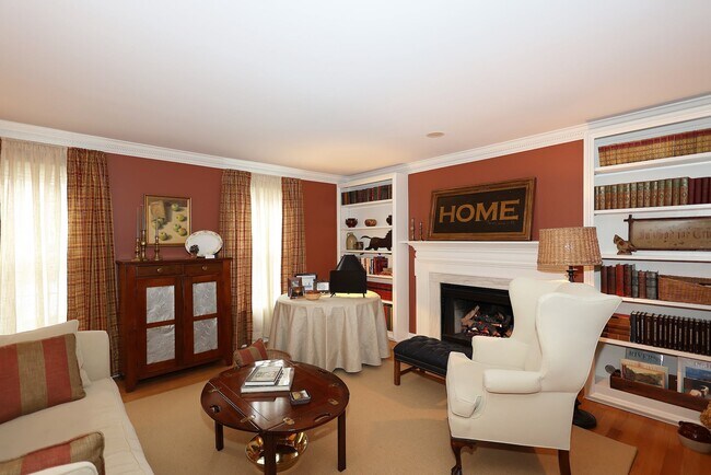 Foto del edificio - 39 Kingswood Dr