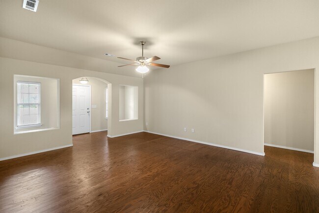 Building Photo - 3948 Cottonwood Spring Cove