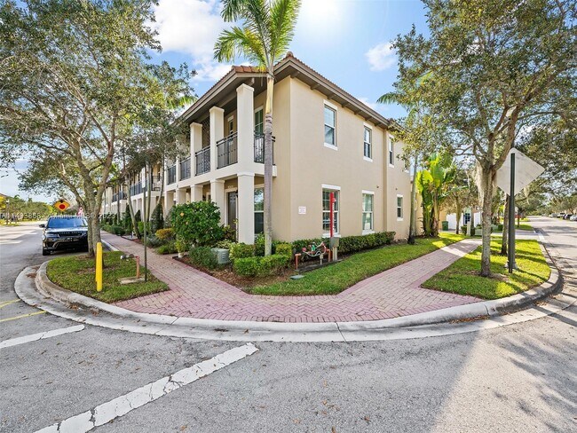 Foto del edificio - 14762 SW 12th St