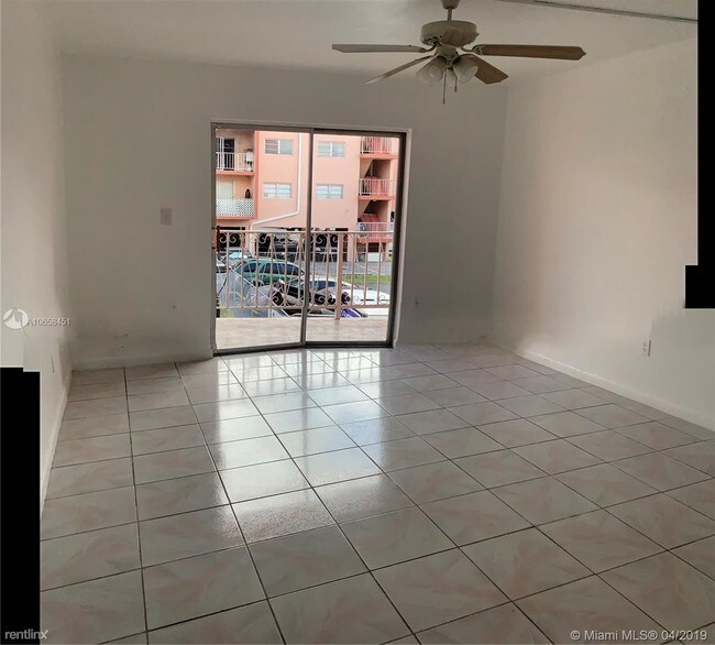 Building Photo - 2 br, 2 bath Condo - 6190 W 19th Ave Apt 106