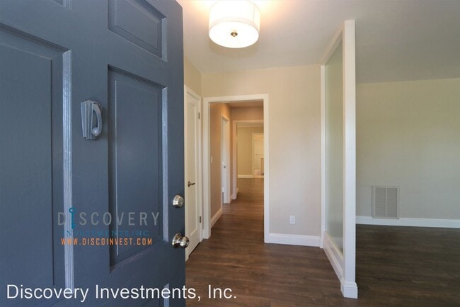 Building Photo - 3 br, 2 bath House - 4700 Belfast Ave.