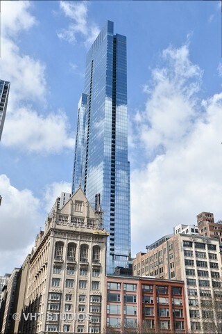 Primary Photo - 60 E Monroe St