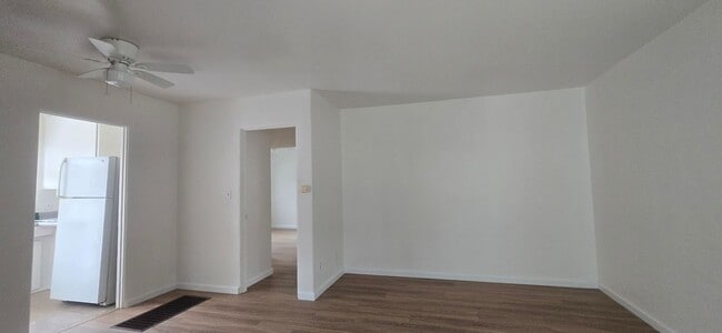 Building Photo - 1533 Chalcedony St