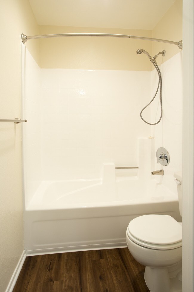 Foto del edificio - 740 S Burnside Ave