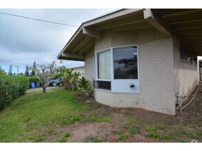 Building Photo - 315 Iliaina St