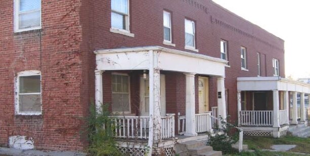 Building Photo - 2717 Howard St