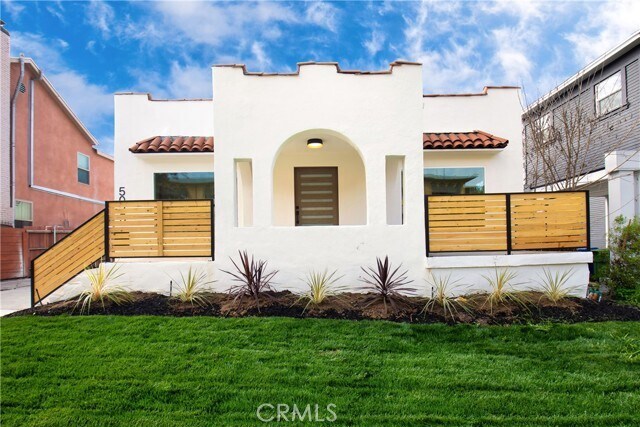 Foto principal - 5025 11th Ave