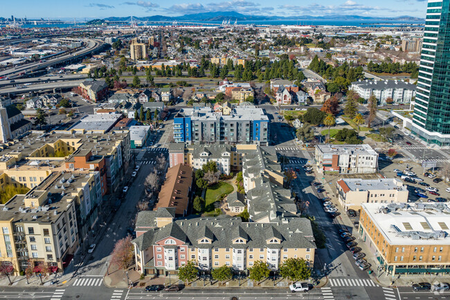 Aerial Photo - 555 10th Street Apartments