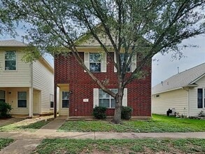 Building Photo - 6424 Mountain Pines Ln