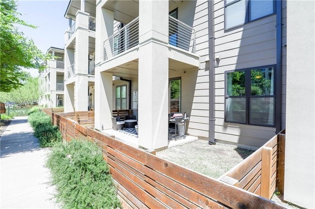 Building Photo - 2728 Treble Ln
