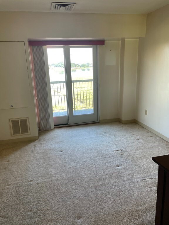 133 Commander Shea Blvd Unit 310, Quincy, MA 02171 Condo for Rent in