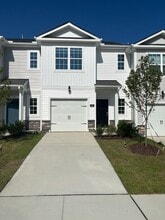Building Photo - 243 Perseus St