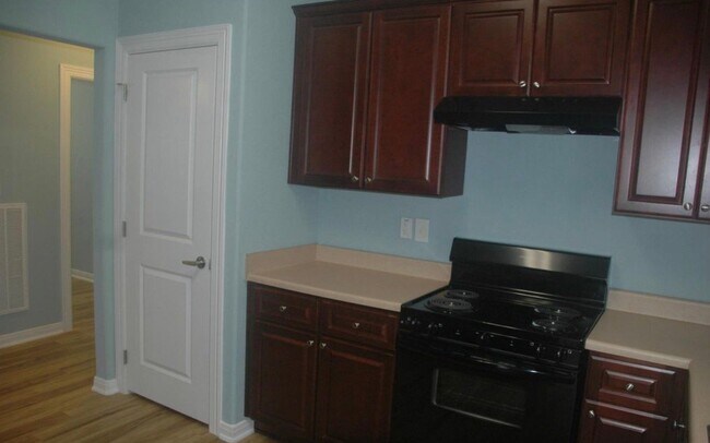 Foto del edificio - 331 6th St