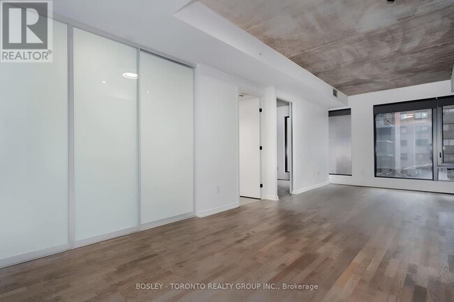 Building Photo - 60 Colborne St