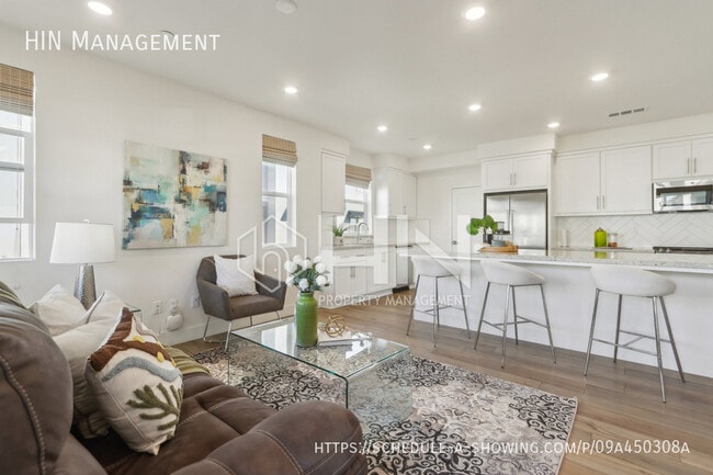 Building Photo - 9704 Seawind Wy