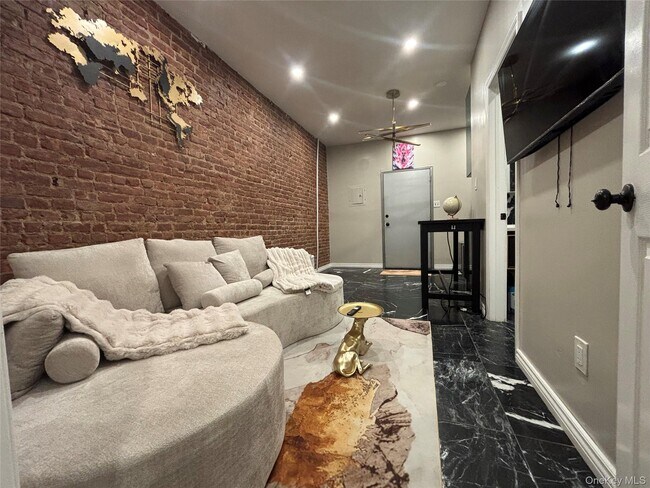 Foto del edificio - 1400 Flatbush Ave