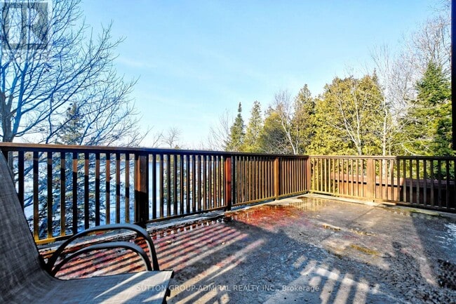 Building Photo - 326 Indian Point Rd