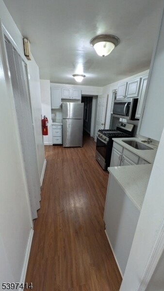 Foto del edificio - 167 Jerome Pl