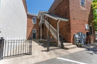 Building Photo - 1301 W Main St