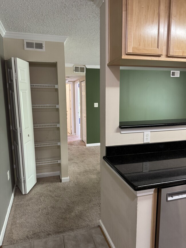 Foto del edificio - 15659 Horseshoe Ln