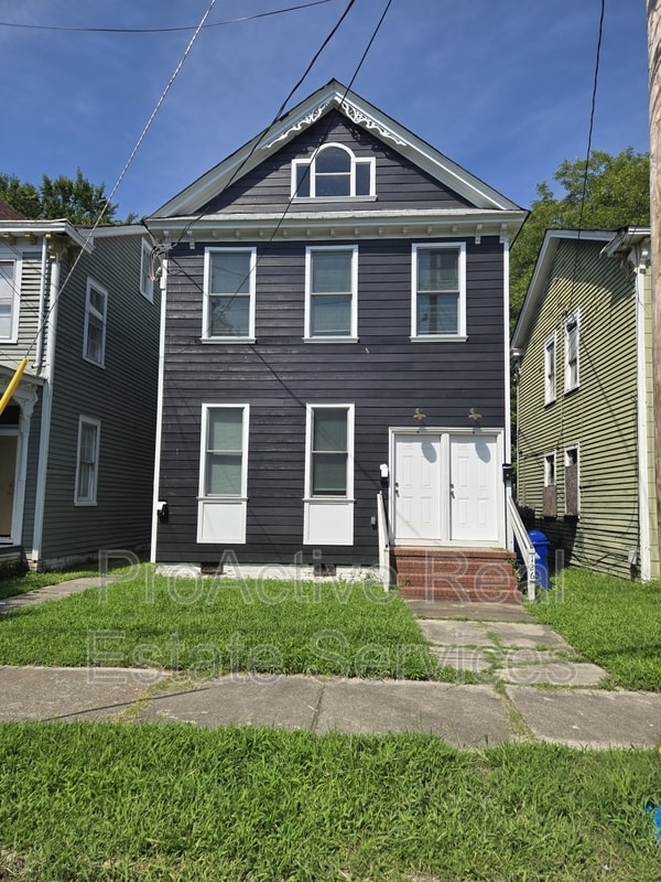 Building Photo - 126 Linden Ave