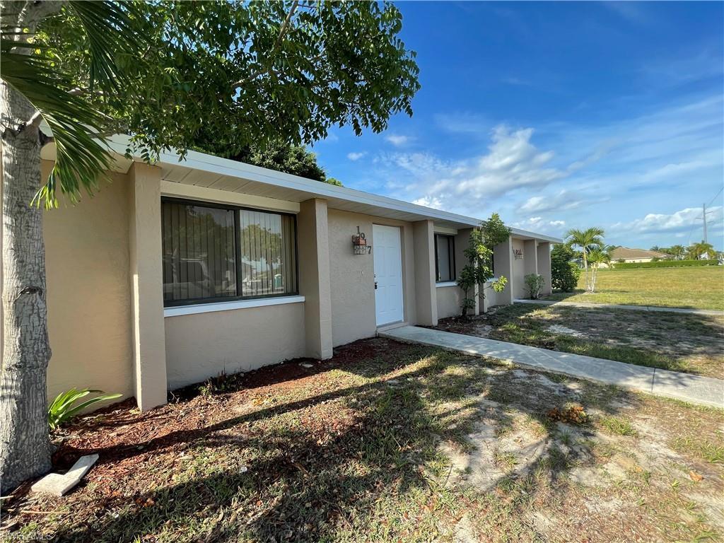 Primary Photo - 1915/1917 CAPE CORAL PKWY W